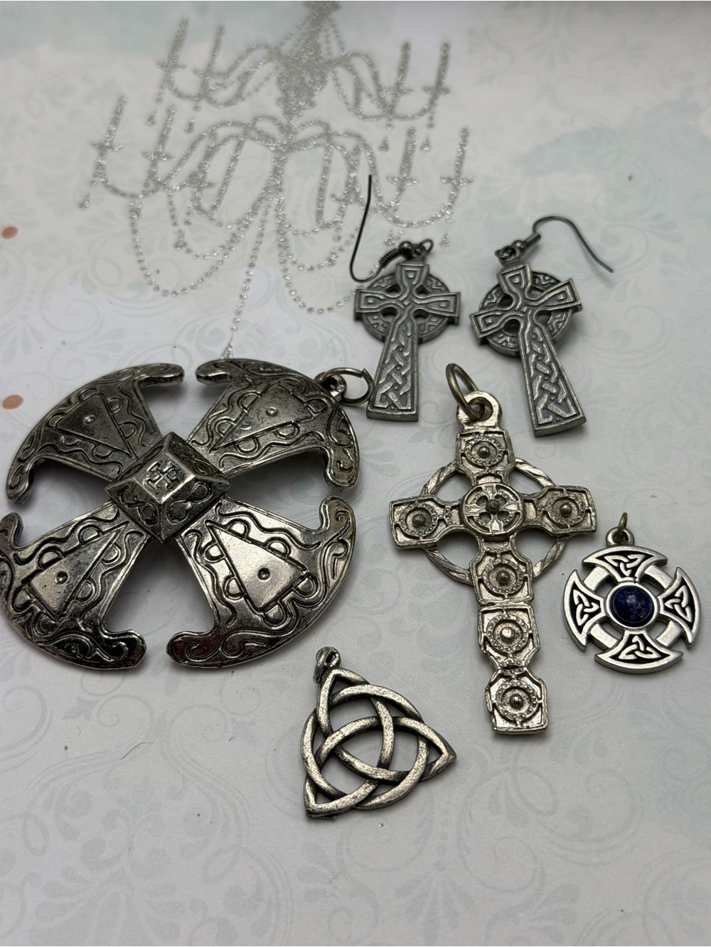 Vintage Celtic Items Pendants